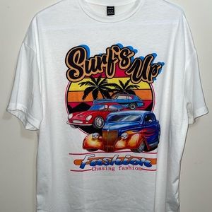 Womens oversized graphic short sleeve t-shirt